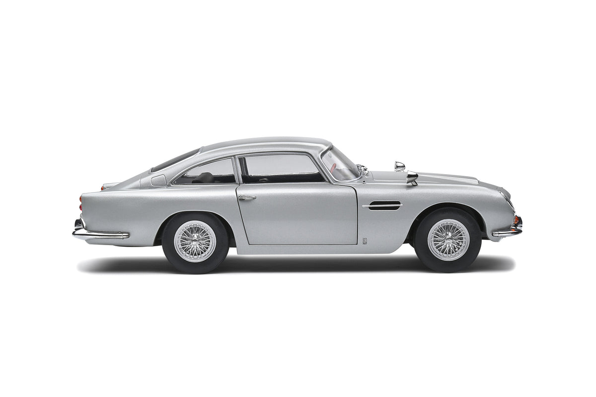 Solido 1:18 Aston Martin DB5 Silver Birch 1964 (S1807101)