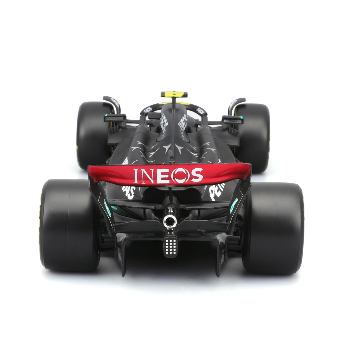 BURAGO 1/24 - MERCEDES GP - F1 W14 TEAM MERCEDES-AMG PETRONAS FORMULA ONE N 44 SEASON 2023 LEWIS HAMILTON - MATT BLACK (18-28037-HAM)