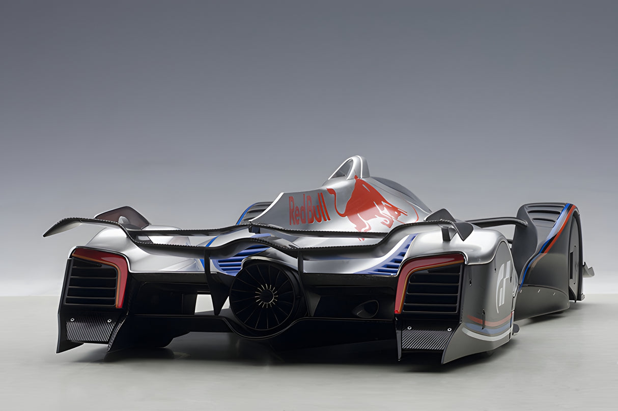 AUTOart 1:18 RED BULL X2014 FAN CAR, HYPER SILVER (18117)