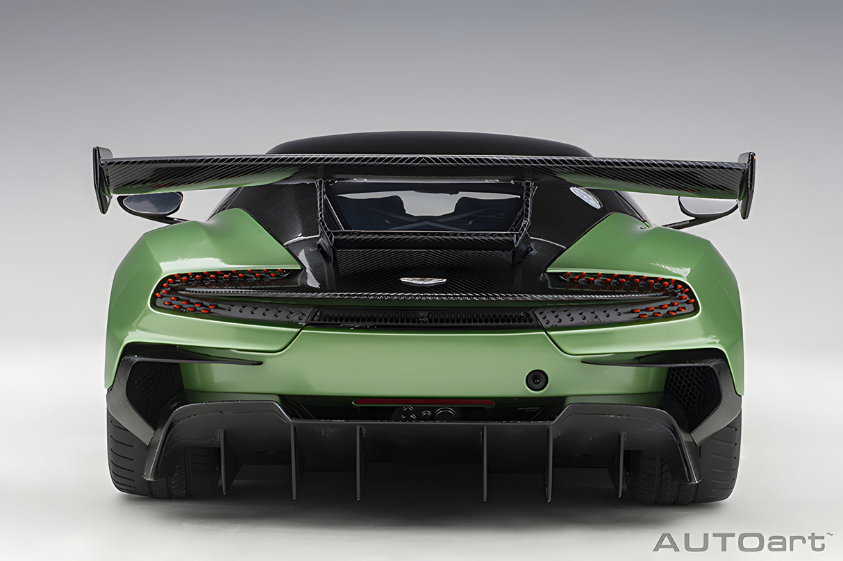 AUTOart 1:18 Aston Martin Vulcan, Apple Tree Green Metallic (70263)