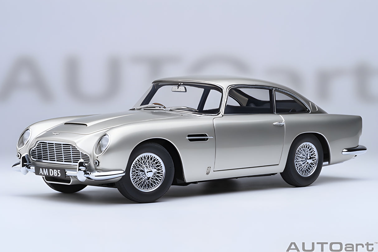 AUTOart 1:18 Aston Martin DB5, Birch Silver (70287)