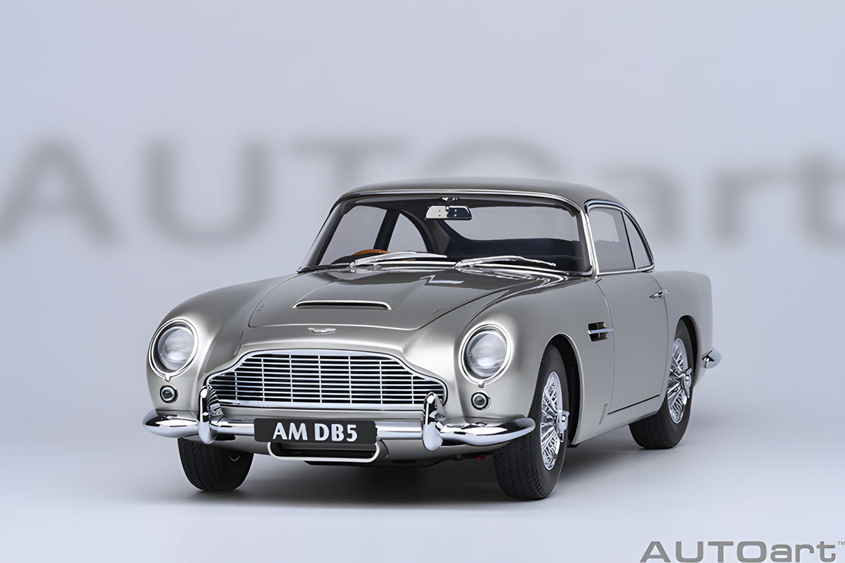 AUTOart 1:18 Aston Martin DB5, Birch Silver (70287)