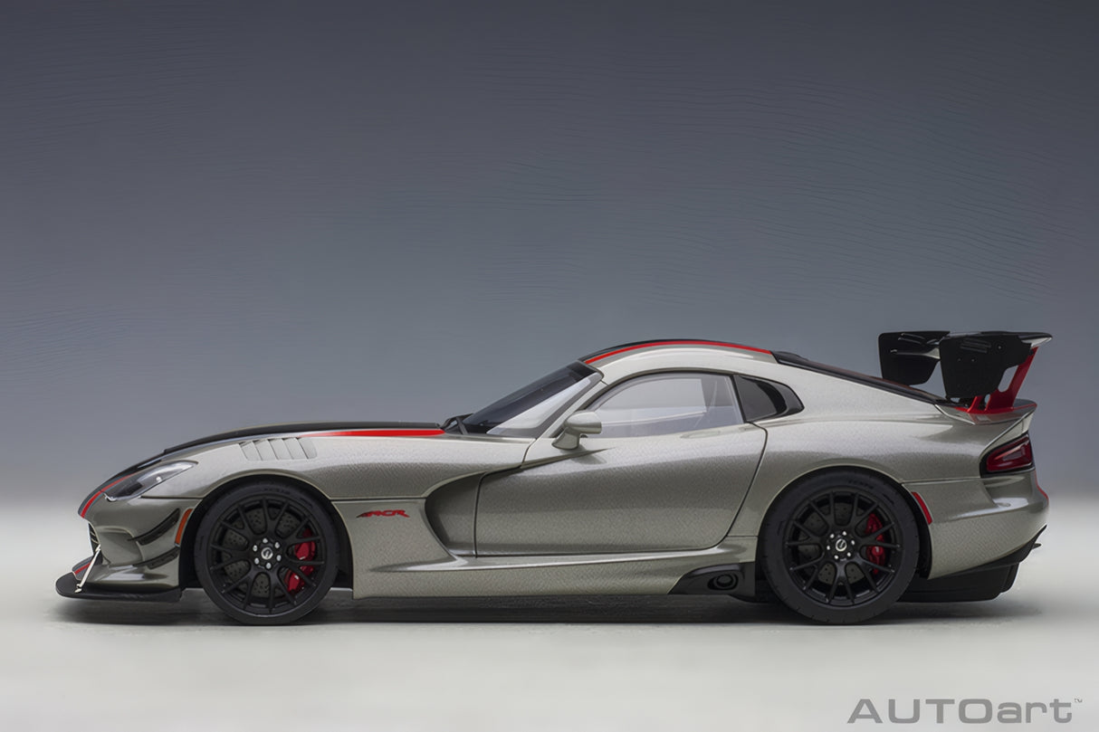 AUTOart 1:18 Dodge Viper GTS-R Commemorative Edition ACR 2017, Bullet Silver Metallic w/Black Stripes (71733)