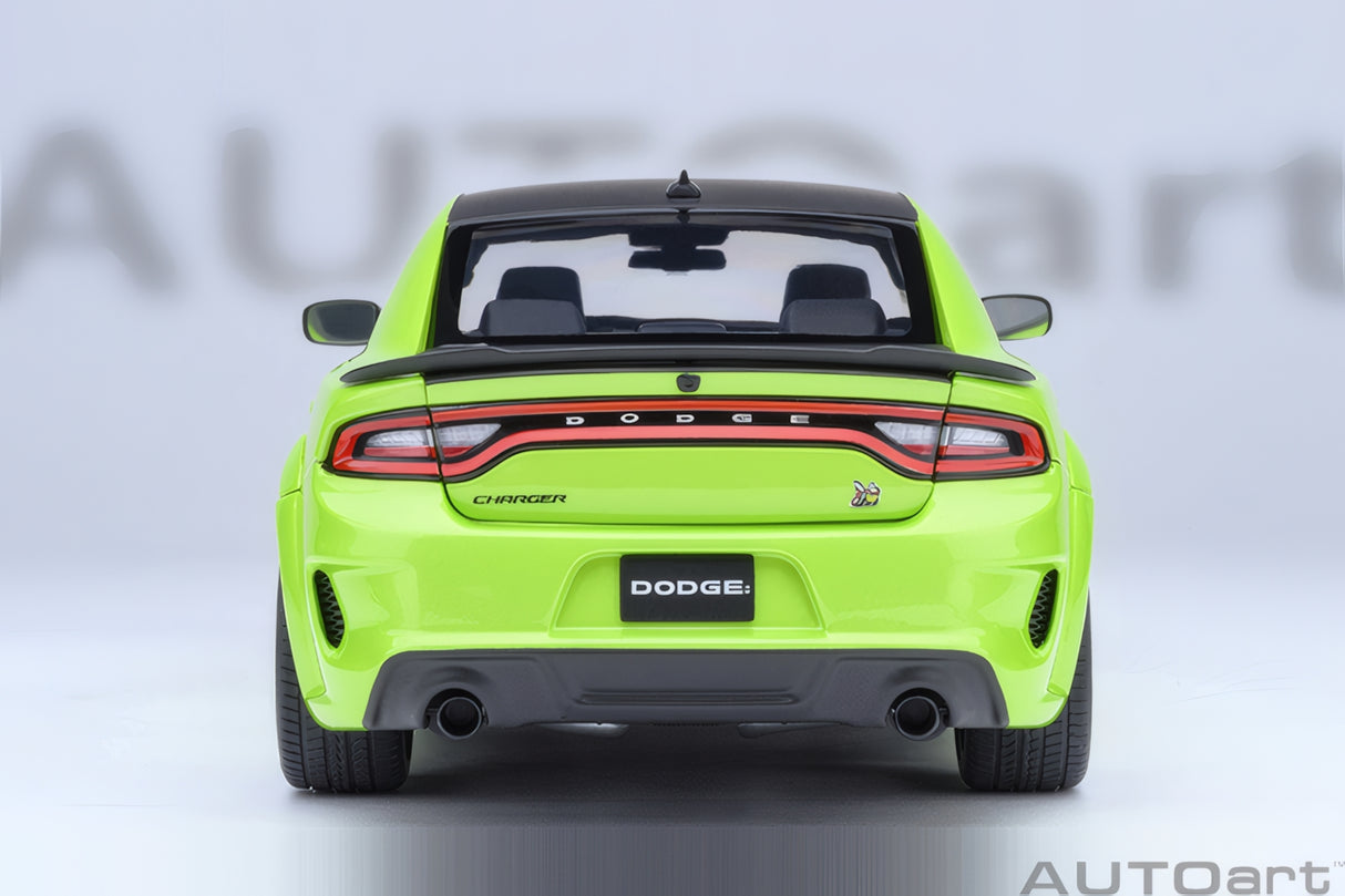 AUTOart 1:18 Dodge Charger Scat Pack Widebody, Sublime (71758)