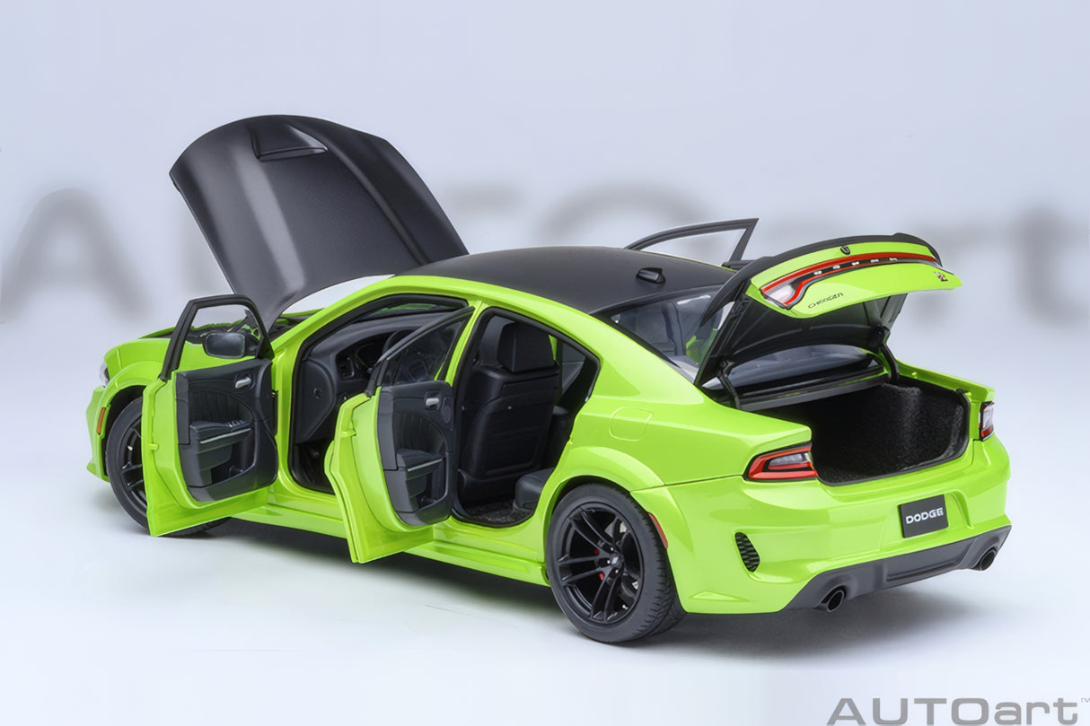 AUTOart 1:18 Dodge Charger Scat Pack Widebody, Sublime (71758)