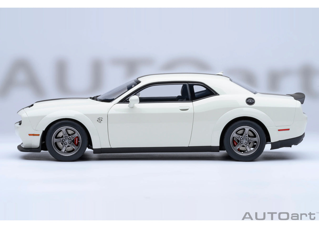 AUTOart 1:18 Dodge Challenger SRT Super Stock 2023, Knuckle White (71766)