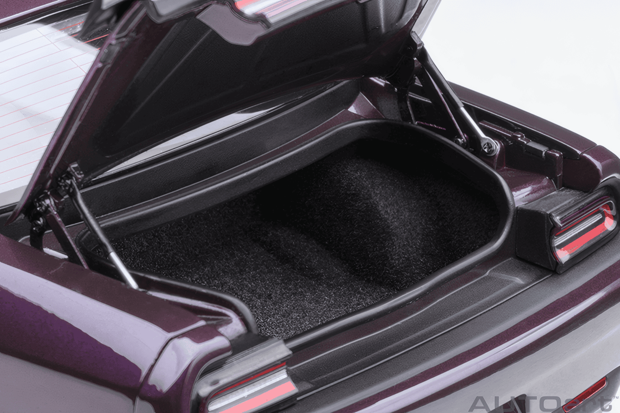 AUTOart 1:18 Dodge Challenger R/T Scat Pack Widebody 2022, Hellraisin (71771)