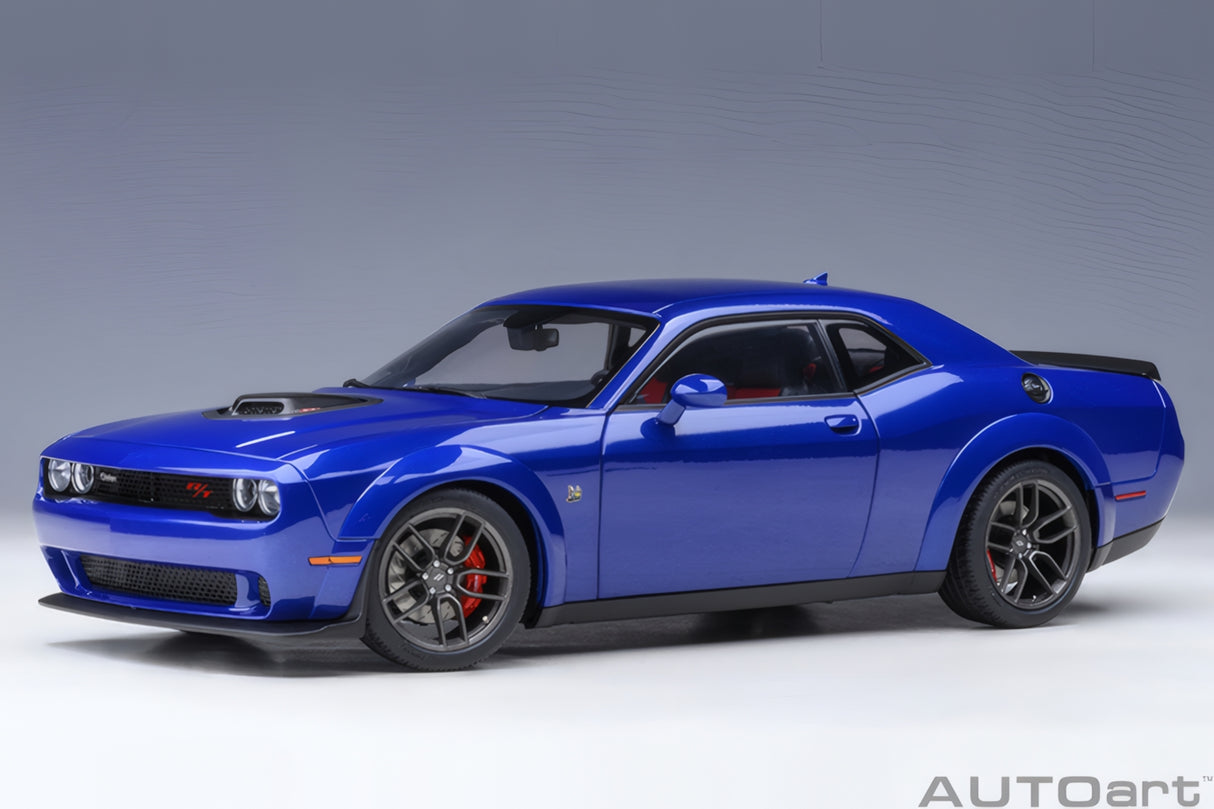 AUTOart 1:18 Dodge Challenger R/T Scat Pack Widebody 2022, Indigo Blue (71772)