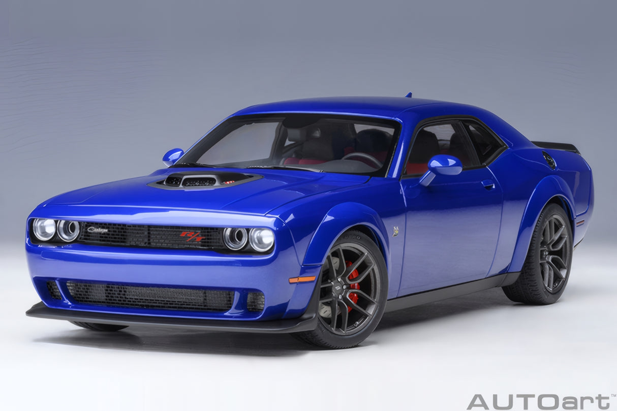 AUTOart 1:18 Dodge Challenger R/T Scat Pack Widebody 2022, Indigo Blue (71772)