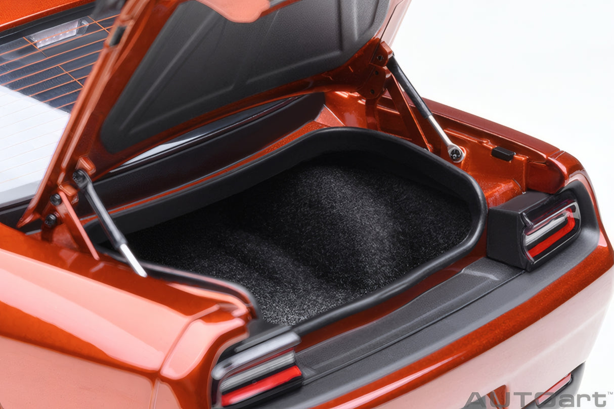 AUTOart 1:18 Dodge Challenger R/T Scat Pack Widebody 2022, Sinamon Stick (71773)