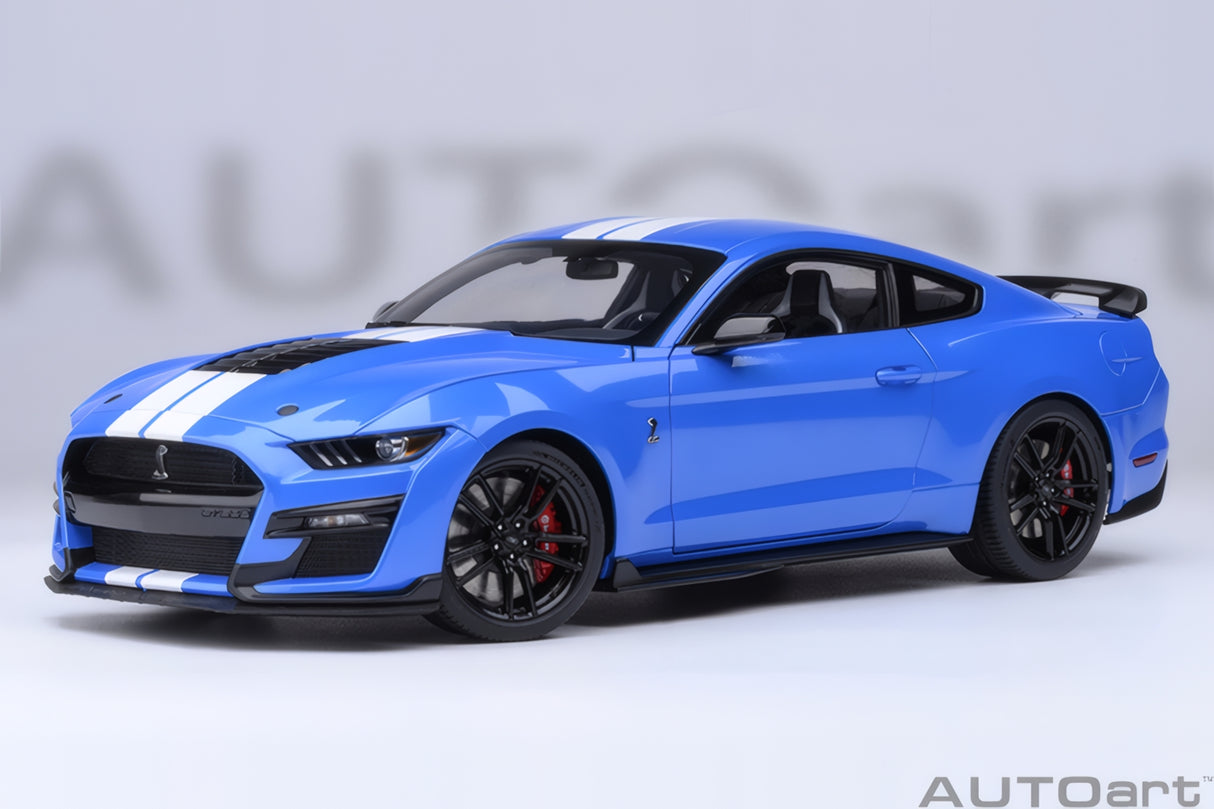 AUTOart 1:18 Ford Mustang Shelby GT500, Grabber Blue (73094)