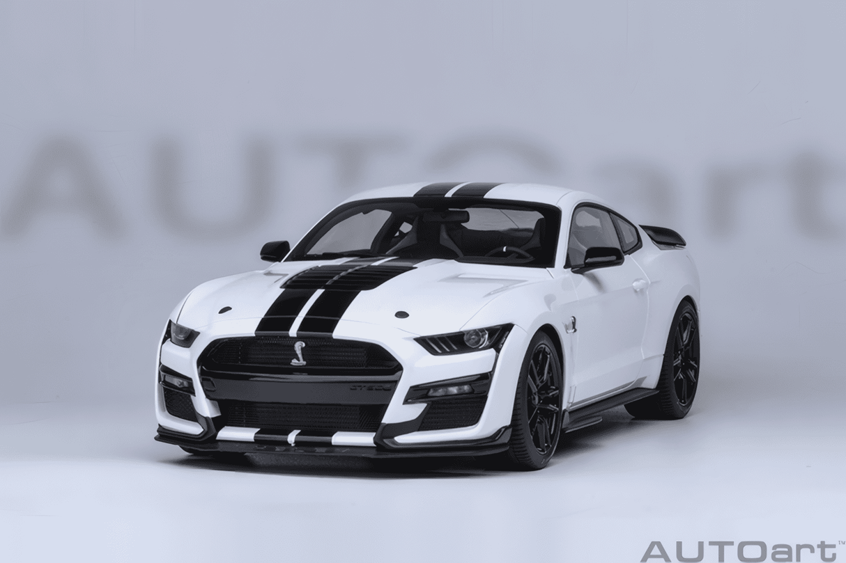 AUTOart 1:18 Ford Mustang Shelby GT500, Oxford White (73095)