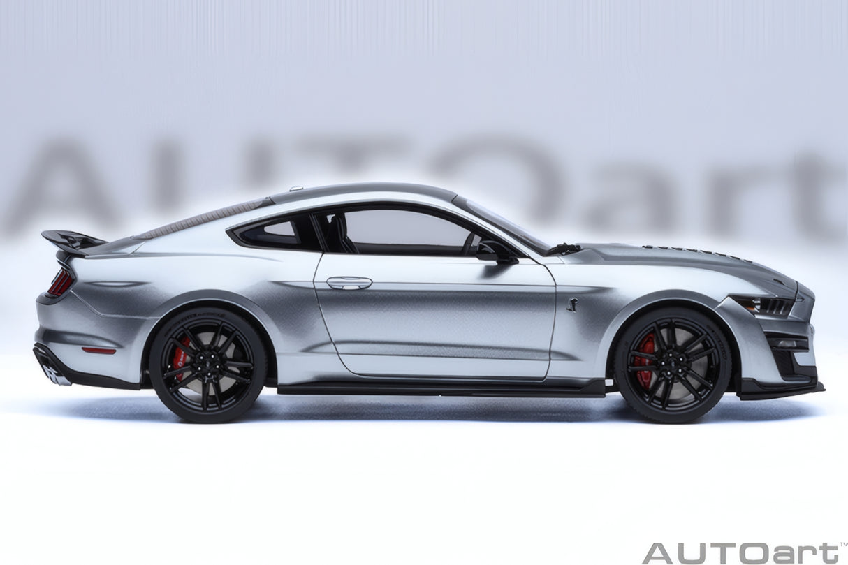 AUTOart 1:18 Ford Mustang Shelby GT500, Iconic Silver (73096)