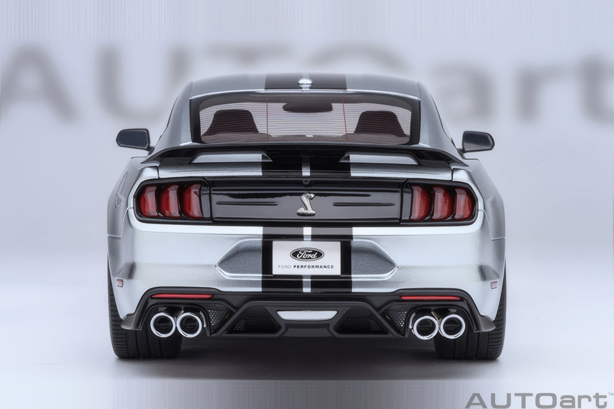 AUTOart 1:18 Ford Mustang Shelby GT500, Iconic Silver (73096)