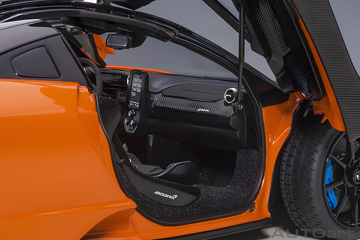 AUTOart 1:18 McLaren Senna, Trophy Mira/Orange (76078)