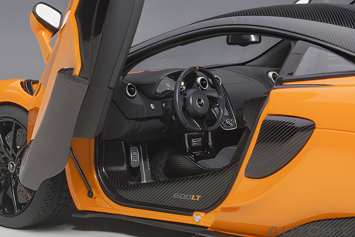 AUTOart 1:18 McLaren 600LT, Myan Orange (76084)