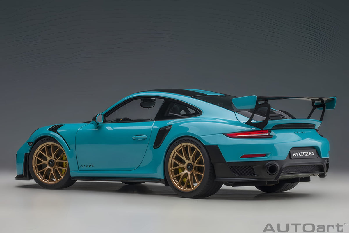 AUTOart 1:18 Porsche 911 (991.2) GT2 RS, Weissach Package, Miami Blue (78175)