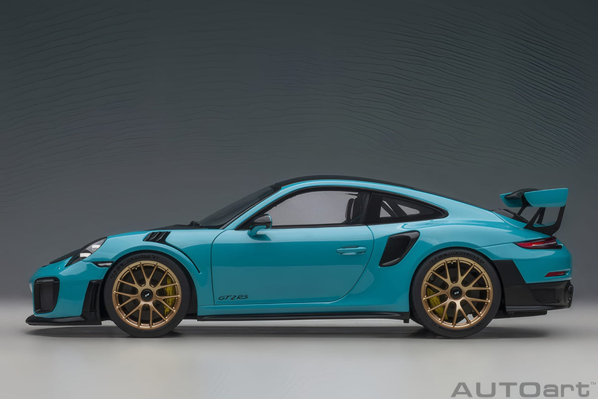 AUTOart 1:18 Porsche 911 (991.2) GT2 RS, Weissach Package, Miami Blue (78175)