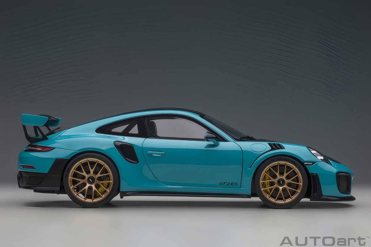 AUTOart 1:18 Porsche 911 (991.2) GT2 RS, Weissach Package, Miami Blue (78175)