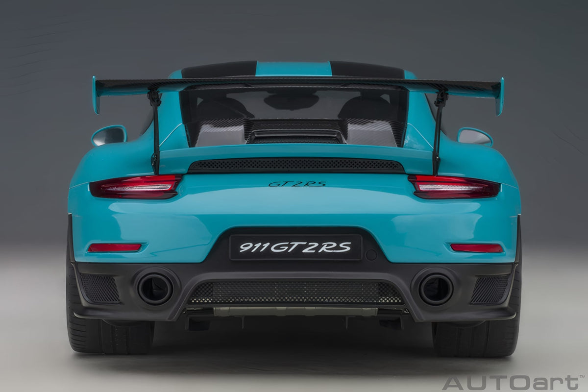 AUTOart 1:18 Porsche 911 (991.2) GT2 RS, Weissach Package, Miami Blue (78175)