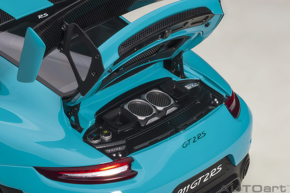 AUTOart 1:18 Porsche 911 (991.2) GT2 RS, Weissach Package, Miami Blue (78175)