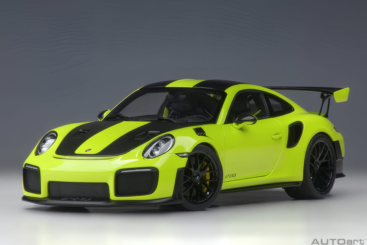 AUTOart 1:18 Porsche 911 (991.2) GT2 RS Weissach Package, Acid Green (78187)