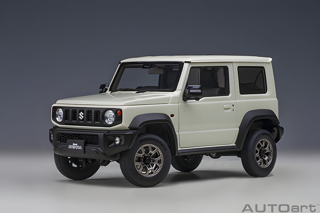 AUTOart 1:18 Suzuki Jimny (JB74), Pure White Metallic (78511)