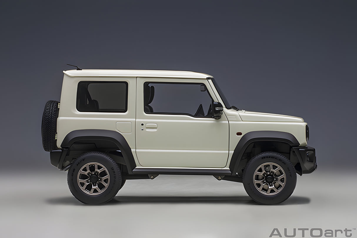 AUTOart 1:18 Suzuki Jimny (JB74), Pure White Metallic (78511)