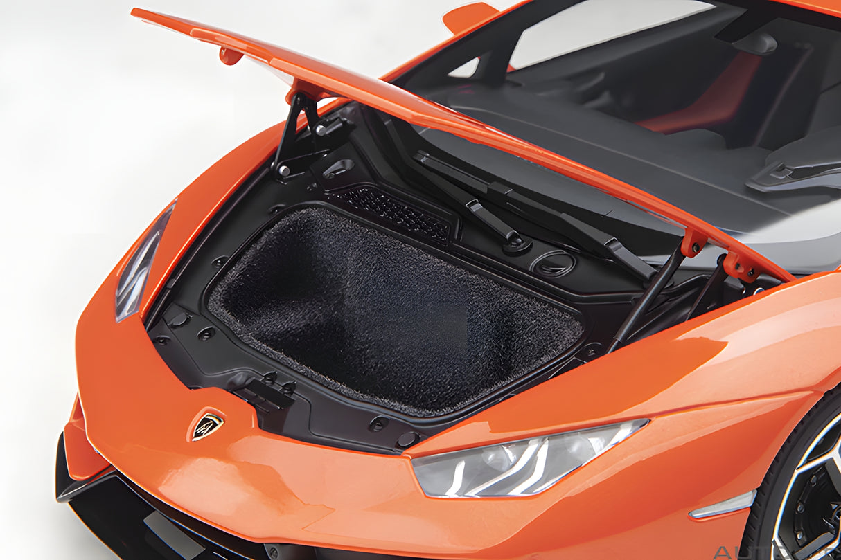 AUTOart 1:18 Lamborghini Huracan EVO, Arancio Xanto (79214)