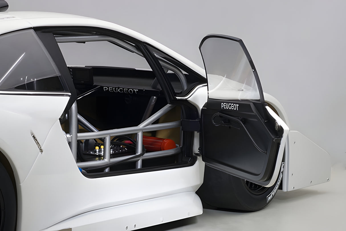 AUTOart 1:18 Peugeot 206 T16 Pikes Peak Race Car 2013, Plain Color Version, White (81355)