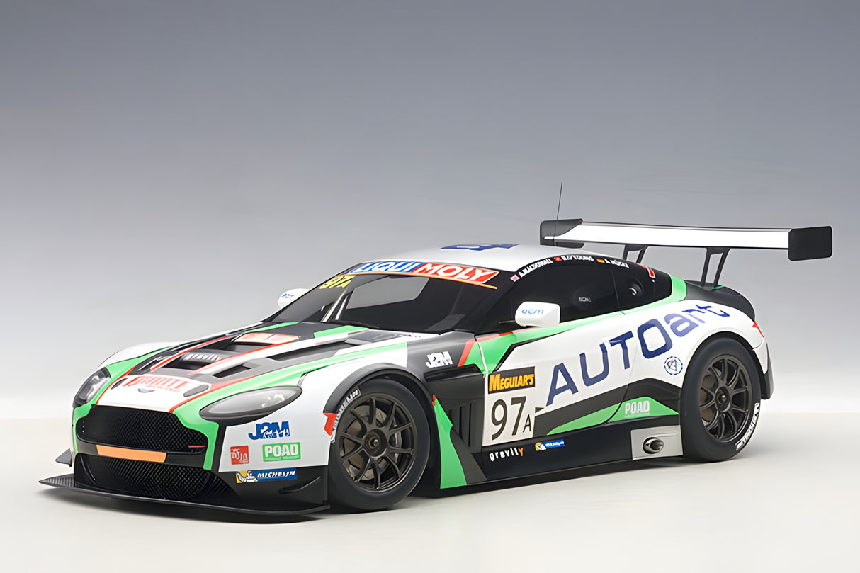 AUTOart 1:18 ASTON MARTIN V12 VANTAGE BATHURST 12HOUR ENDURANCE RACE 2015 A.MACDOWALL/D.O'YOUNG/S.MUCKE #97 (81506)
