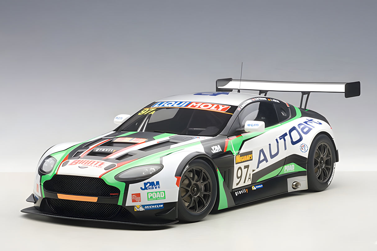 AUTOart 1:18 ASTON MARTIN V12 VANTAGE BATHURST 12HOUR ENDURANCE RACE 2015 A.MACDOWALL/D.O'YOUNG/S.MUCKE #97 (81506)
