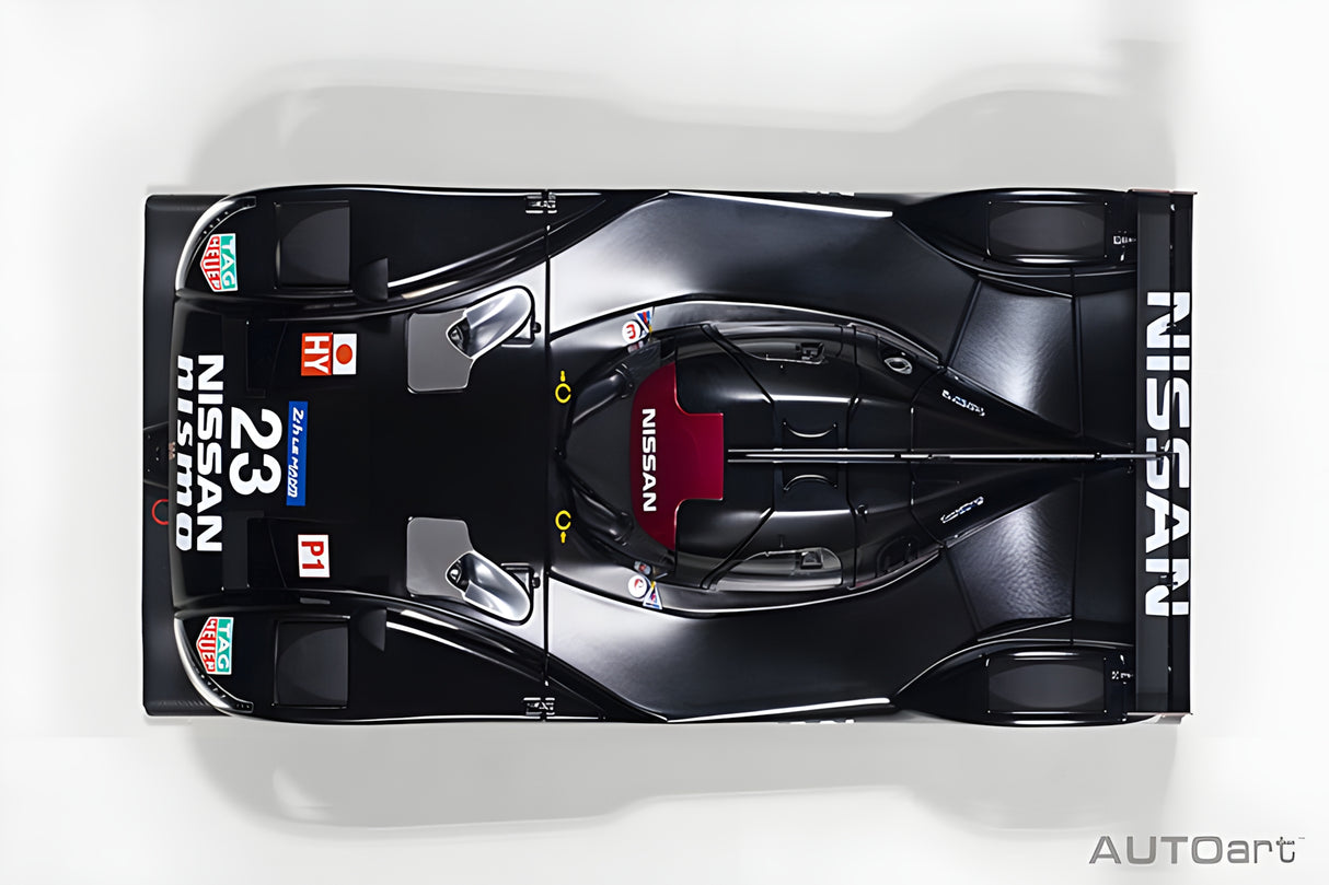AUTOart 1:18 NISSAN GT-R LM NISMO 2015 TEST CAR (81577)