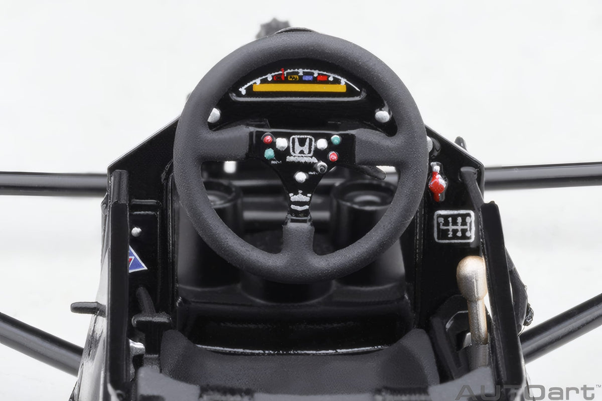 AUTOart 1:18 McLaren Honda MP 4/6 1991 Japanese GP 1991 A.Senna #1, with McLaren Logo (89140)