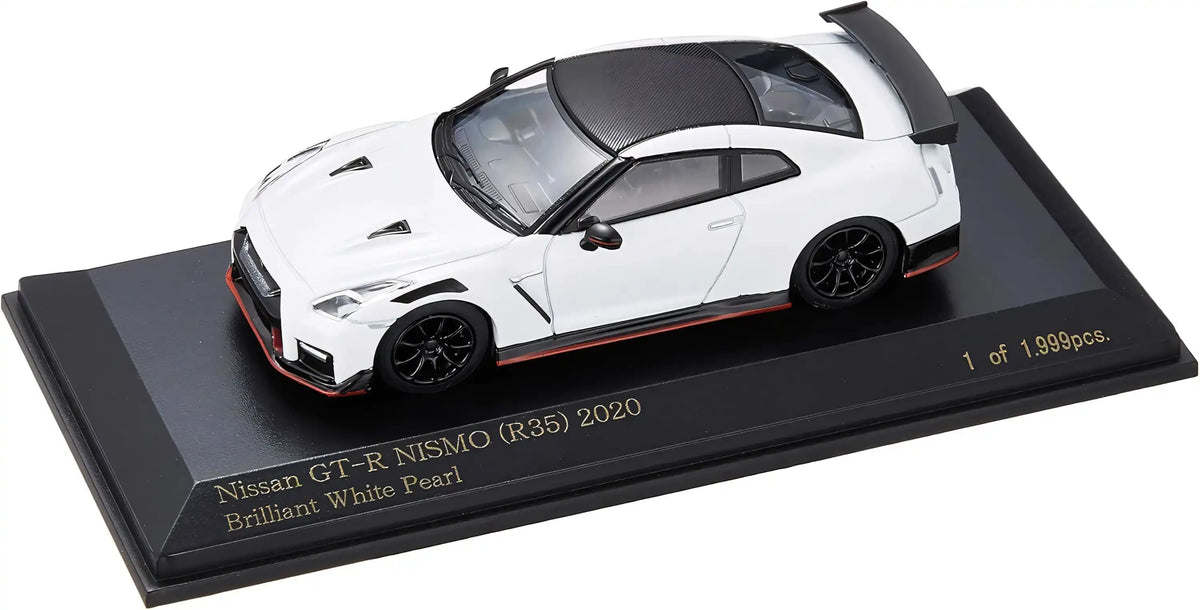 CAR-NEL 1/64 NISSAN GT-R NISMO R35 2020 BRILLIANT WHITE PEARL (CN640027)