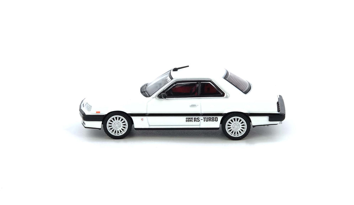 Nissan Skyline DR30 RS-X Turbo White Inno64 1:64, vista lateral
