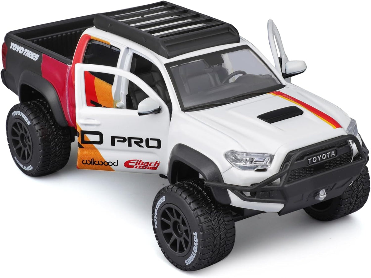 MAISTO 1/27 TOYOTA TACOMA TRD PRO 2023 WHITE (32546)