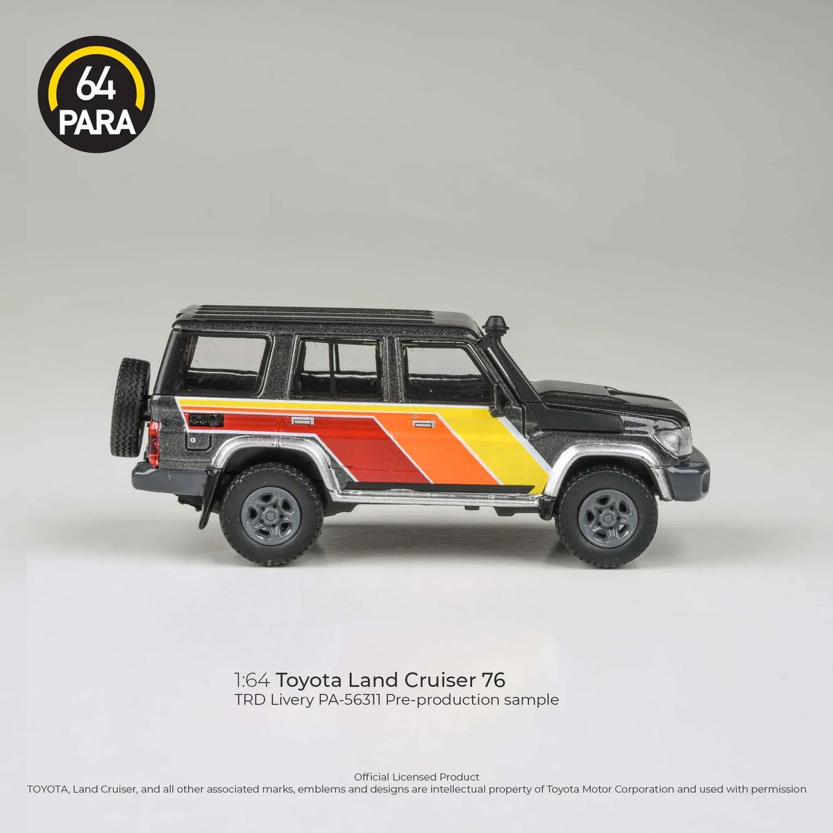 PARAGON 1/64 TOYOTA LAND CRUISER LC76 TRD 2014 GRAY METALLIC LHD (PA-56311)