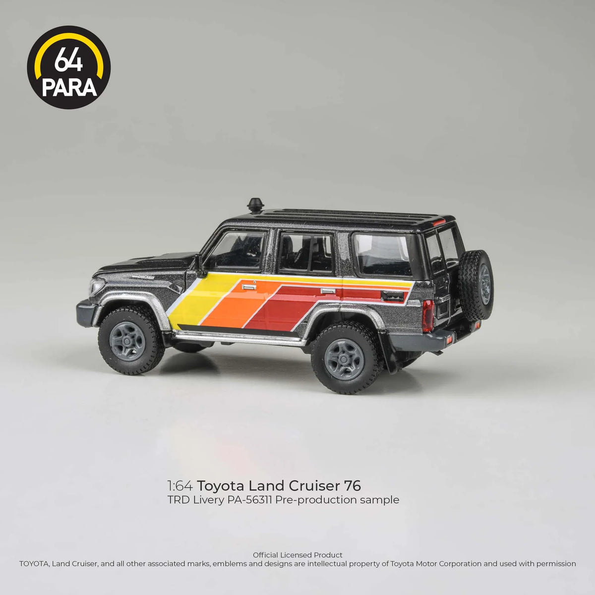 PARAGON 1/64 TOYOTA LAND CRUISER LC76 TRD 2014 GRAY METALLIC LHD (PA-56311)