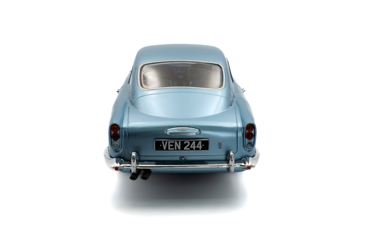 Solido 1:18 ASTON MARTIN DB5 LIGHT METALLIC BLUE 1964 (S1807104)