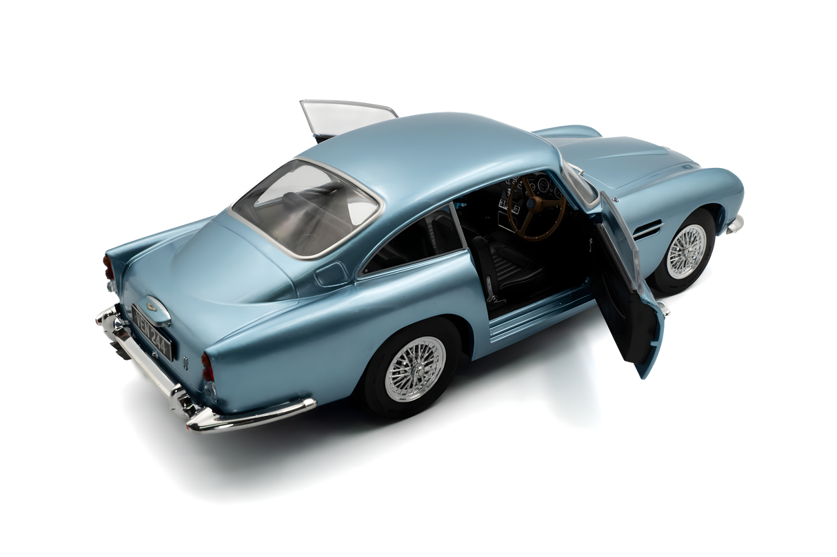 Solido 1:18 ASTON MARTIN DB5 LIGHT METALLIC BLUE 1964 (S1807104)