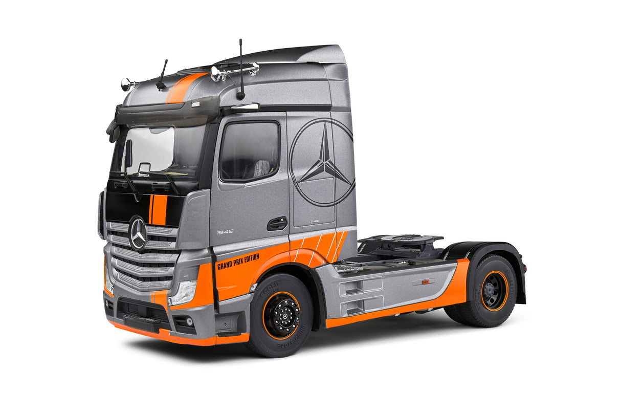 Solido 1:24 Mercedes-Benz Actros L Grand Prix Edition Silver 2019 + Remorque Frigo White 2023 (KIT-S2400202-S2400503)
