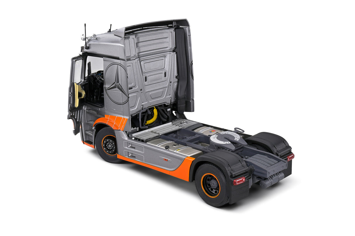 Solido 1:24 Mercedes-Benz Actros L Grand Prix Edition Silver 2019 + Remorque Frigo White 2023 (KIT-S2400202-S2400503)
