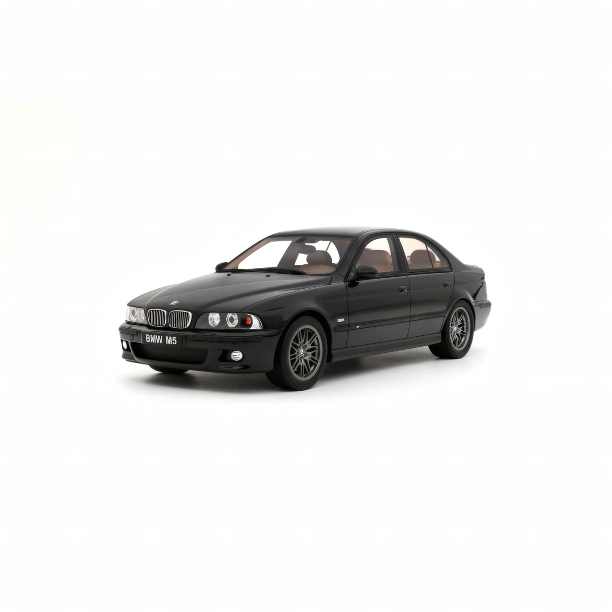 OTTOmobile 1:18 BMW E39 M5 Black Saphire Metallic 475 2000 (OT1338)
