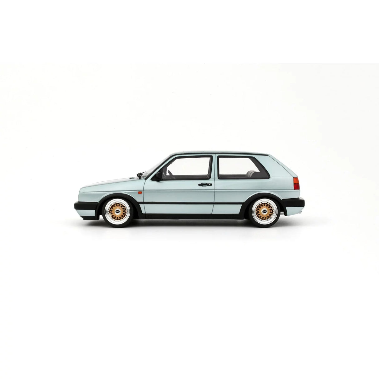 OTTOmobile 1:18 Volkswagen Golf II GTi Stance Calypso Green 1991 (OT1262)