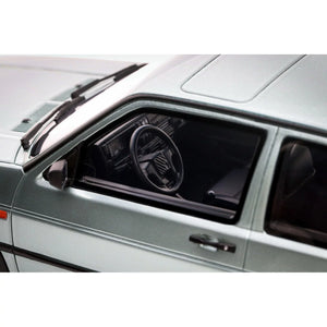 OTTOmobile 1:18 Volkswagen Golf II GTi Stance Calypso Green 1991 (OT1262)