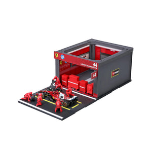 BBURAGO 1/43 FERRARI SF-25 #44 LEWIS HAMILTON – PIT STOP DIORAMA 2025 (18-36865-44)