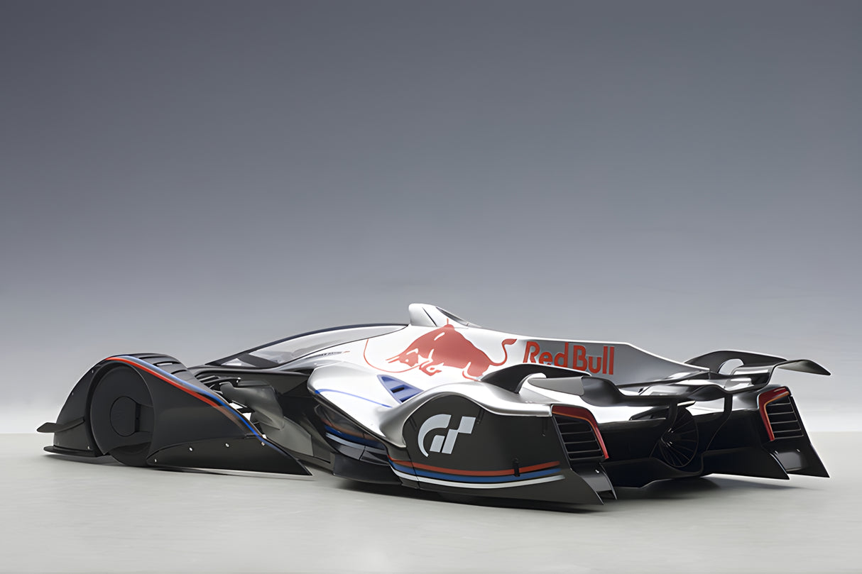 AUTOart 1:18 RED BULL X2014 FAN CAR, HYPER SILVER (18117)