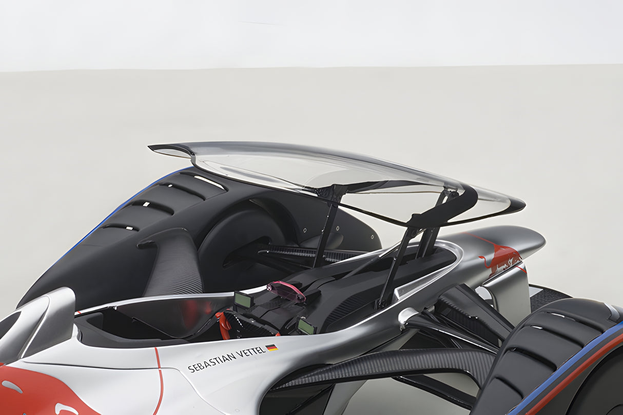 AUTOart 1:18 RED BULL X2014 FAN CAR, HYPER SILVER (18117)