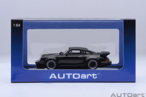 AUTOart 1:64 PORSCHE 911(930) TURBO WANGAN MIDNIGHT BLACKBIRD COMIC #1 VERSION (20636)